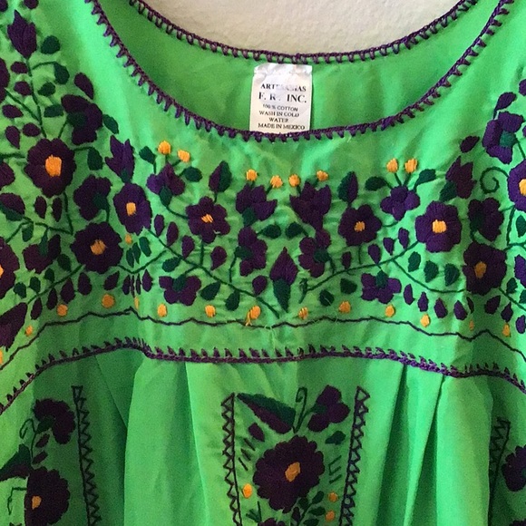 Vintage 70’s Hand Embroidered Flower Mexican Dress size L - Picture 3 of 11